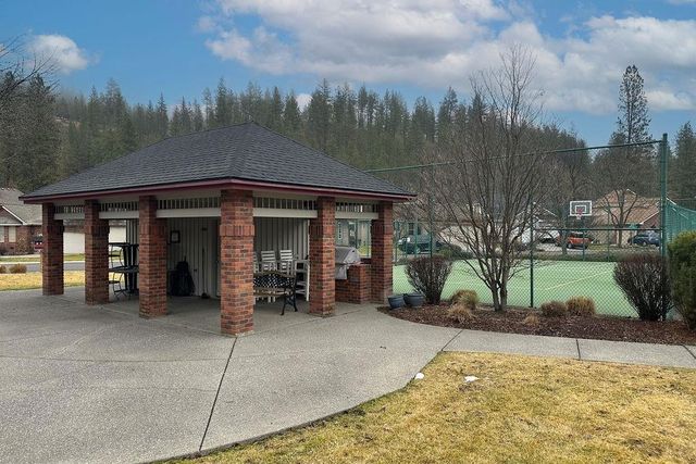 606 E Bridlewood Ct, Spokane, WA 99224