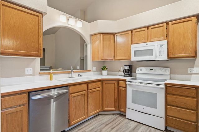 606 E Bridlewood Ct, Spokane, WA 99224