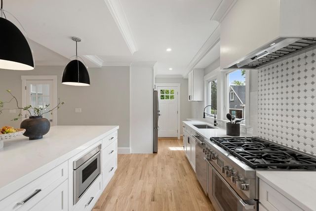 19 Hancock Street, Winchester, MA 01890