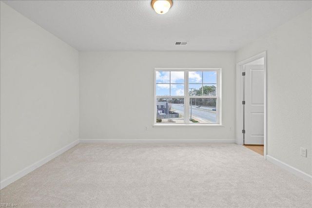 302 Living Water WAY, Virginia Beach, VA 23451