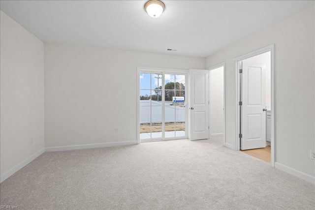 302 Living Water WAY, Virginia Beach, VA 23451