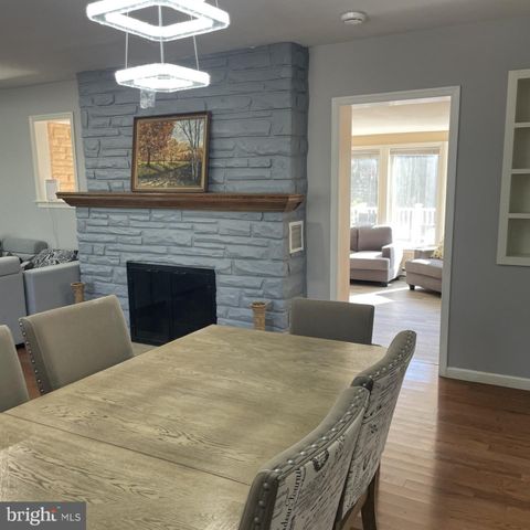 1343 CHURCH RD, Hershey, PA 17033