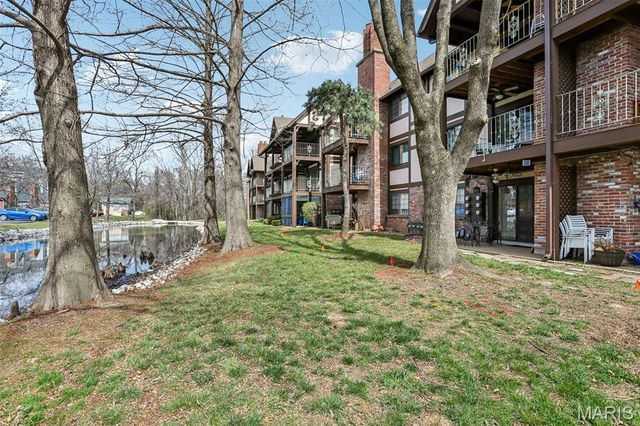 1440 Heritage Landing 208, St Charles, MO 63303