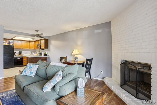 1440 Heritage Landing 208, St Charles, MO 63303