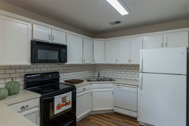 1448 Pleasant Ridge Drive, Lexington, KY 40509