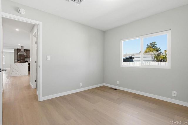 7320 San Bartolo St 217, Carlsbad, CA 92011