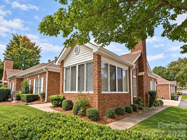 8629 Windsor Ridge Drive, Charlotte, NC 28277
