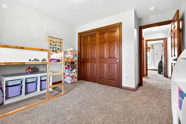 4102 E BRAEBURN DRIVE, Appleton, WI 54913