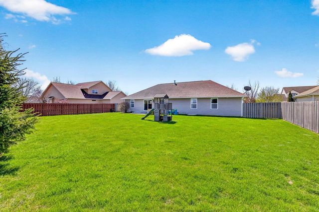 4102 E BRAEBURN DRIVE, Appleton, WI 54913