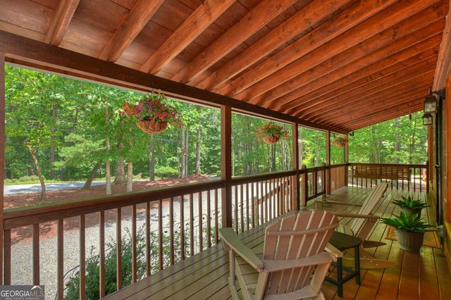 612 Medina Court, Ellijay, GA 30540