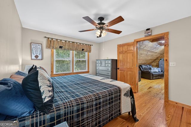 612 Medina Court, Ellijay, GA 30540