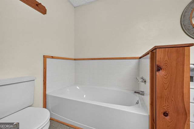 612 Medina Court, Ellijay, GA 30540