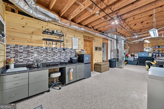 612 Medina Court, Ellijay, GA 30540