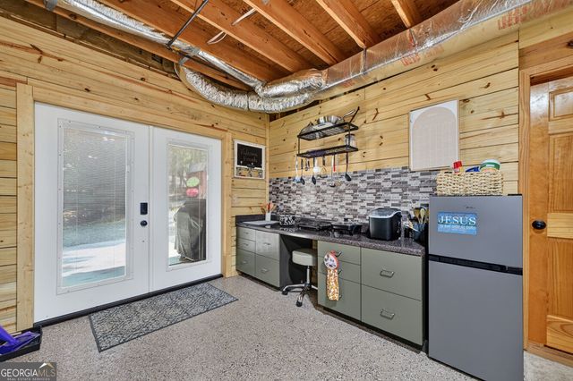 612 Medina Court, Ellijay, GA 30540