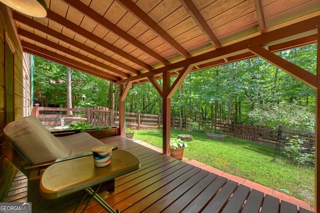 612 Medina Court, Ellijay, GA 30540