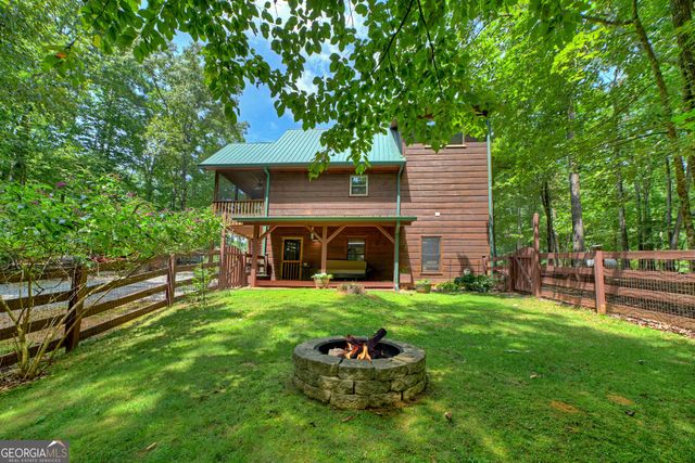 612 Medina Court, Ellijay, GA 30540