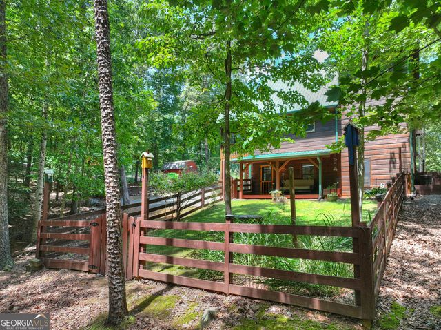 612 Medina Court, Ellijay, GA 30540