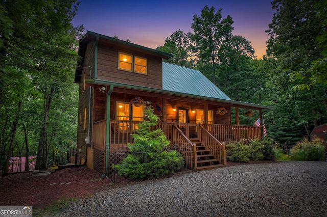 612 Medina Court, Ellijay, GA 30540