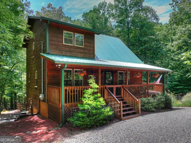612 Medina Court, Ellijay, GA 30540