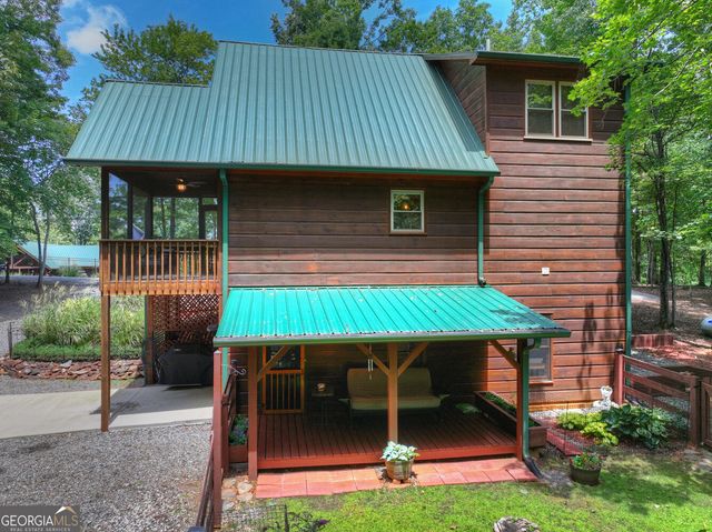 612 Medina Court, Ellijay, GA 30540