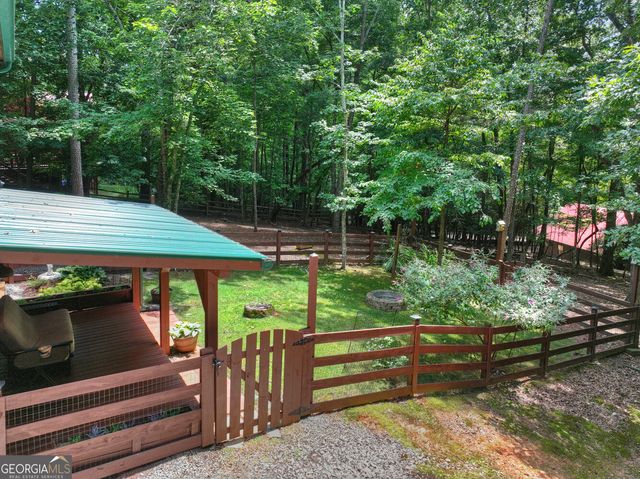 612 Medina Court, Ellijay, GA 30540