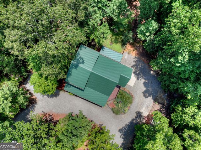 612 Medina Court, Ellijay, GA 30540