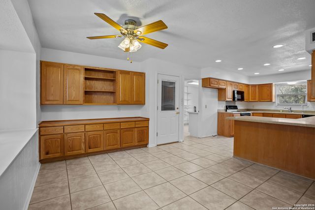 33171 Blanco, Bulverde, TX 78163