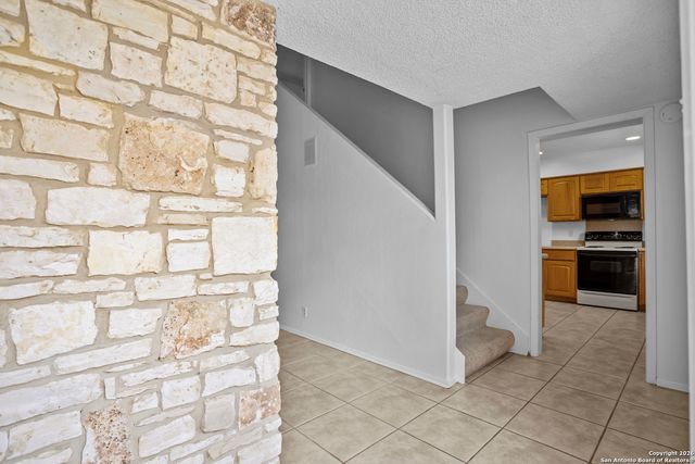 33171 Blanco, Bulverde, TX 78163