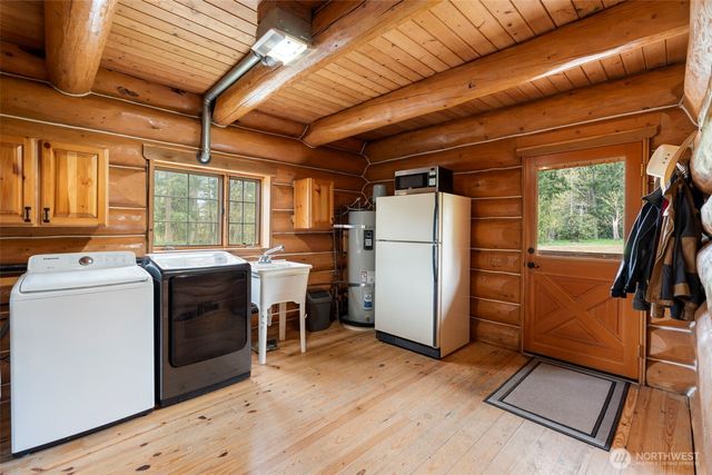 36015 86th Avenue Ct E, Eatonville, WA 98328