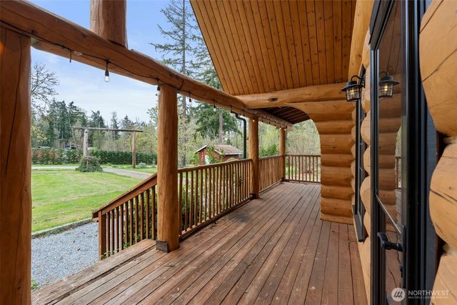 36015 86th Avenue Ct E, Eatonville, WA 98328