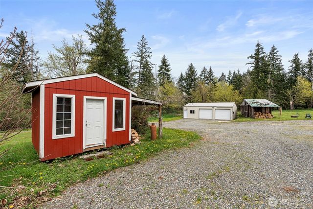 36015 86th Avenue Ct E, Eatonville, WA 98328