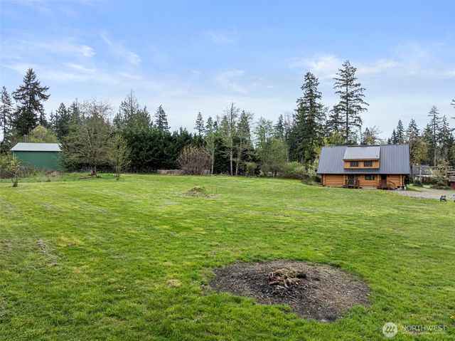 36015 86th Avenue Ct E, Eatonville, WA 98328