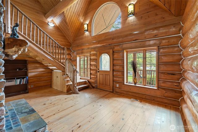 36015 86th Avenue Ct E, Eatonville, WA 98328