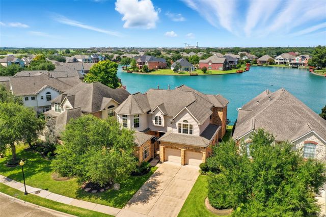 5934 Stratford Gardens Drive, Sugar Land, TX 77479