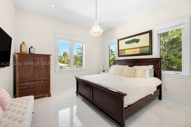 1460 S Treasure Dr, North Bay Village, FL 33141