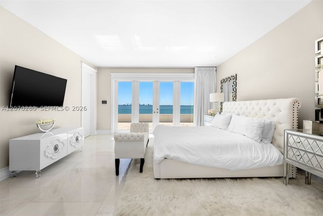 1460 S Treasure Dr, North Bay Village, FL 33141