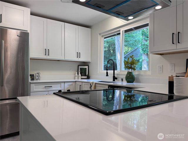 17448 NE 156th Street, Woodinville, WA 98072