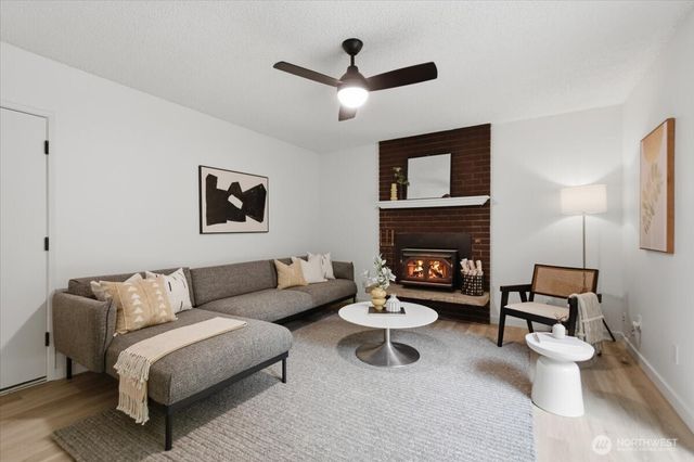 17448 NE 156th Street, Woodinville, WA 98072