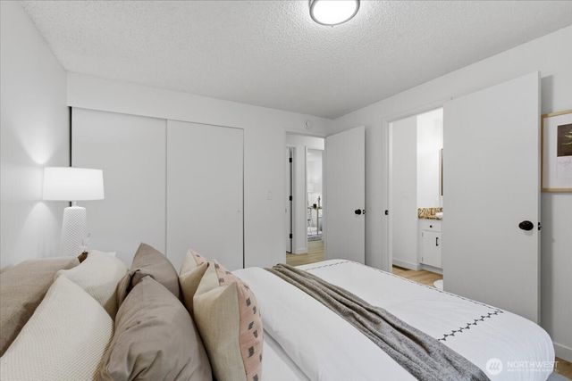 17448 NE 156th Street, Woodinville, WA 98072