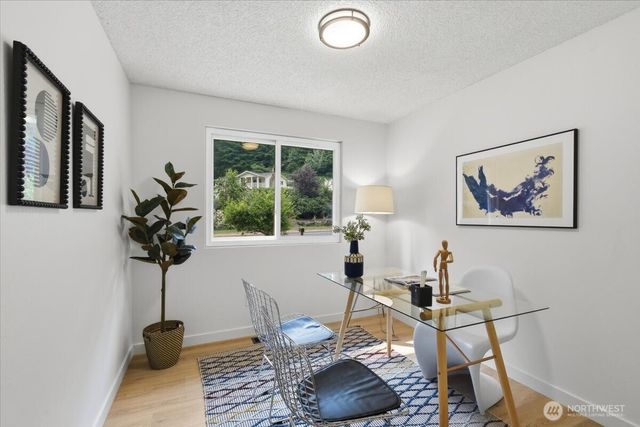 17448 NE 156th Street, Woodinville, WA 98072