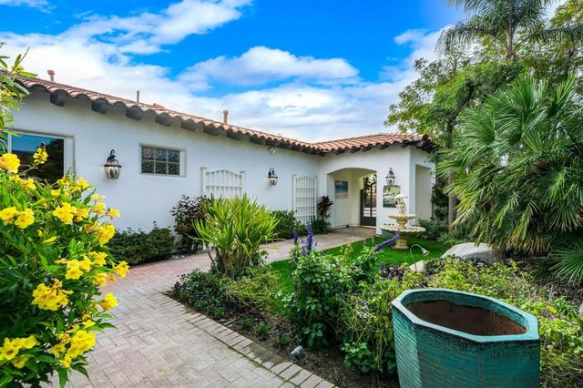 158 Loch Lomond Road, Rancho Mirage, CA 92270