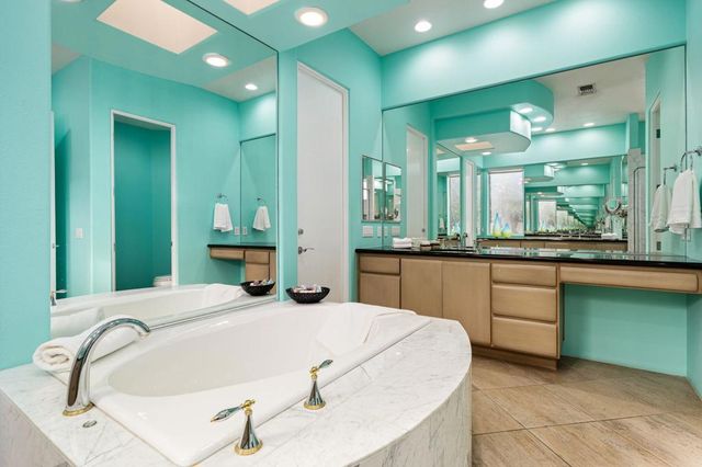 158 Loch Lomond Road, Rancho Mirage, CA 92270