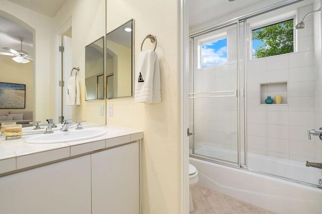 158 Loch Lomond Road, Rancho Mirage, CA 92270