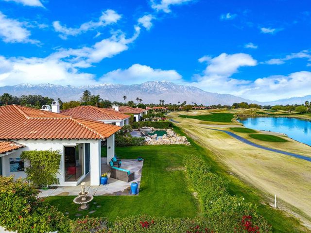 158 Loch Lomond Road, Rancho Mirage, CA 92270