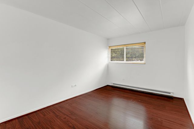 148 Circle Avenue 201, Forest Park, IL 60130