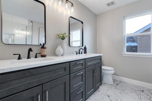 572 Misty Mountain Drive, O'fallon, MO 63368