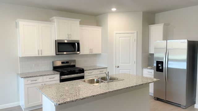 4312 BOWER HILL Drive, Fort Worth, TX 76036