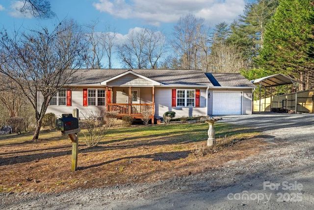 43 Redden Road, Hendersonville, NC 28739