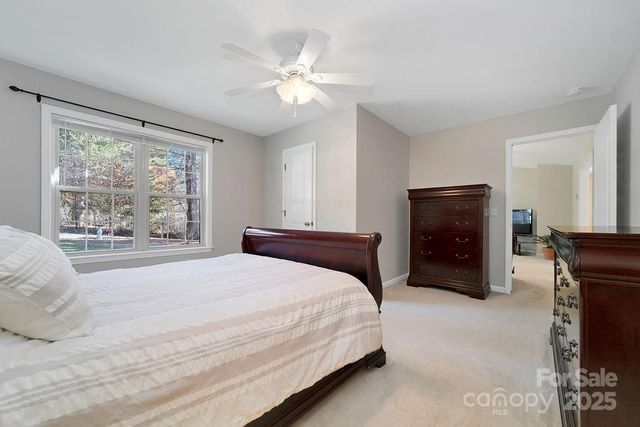 43 Redden Road, Hendersonville, NC 28739