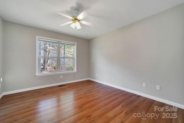 43 Redden Road, Hendersonville, NC 28739